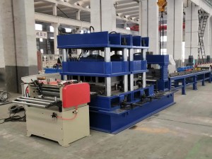 Korkuluk Rulo Şekillendirme Makinesi Servo Besleyici ve Delme Cihazı