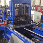 A high-speed, integrated cutting mechanism located at the end of the rolling line, designed to cleanly cut the continuously formed C or Z profile.