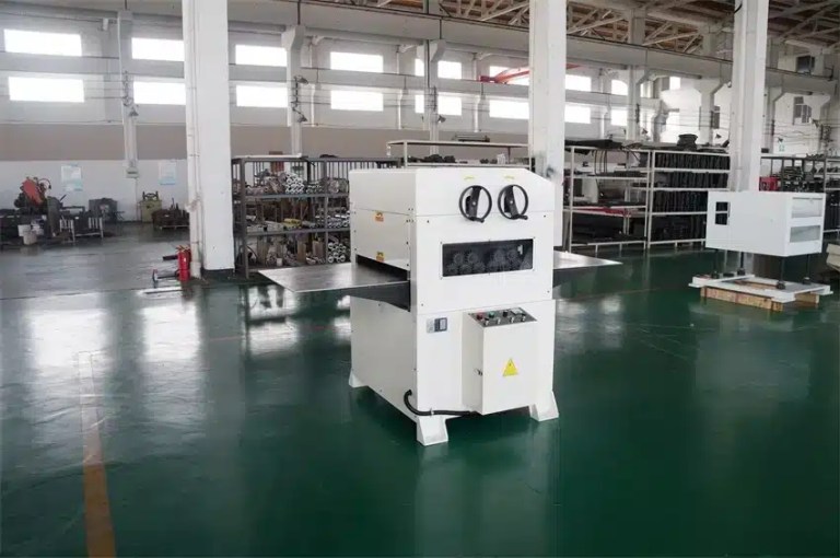 roll forming machine leveler