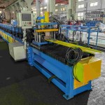 Vue complète de la machine de profilage à rouleaux en C à grande vitesse de l'usine Beli RollForming.