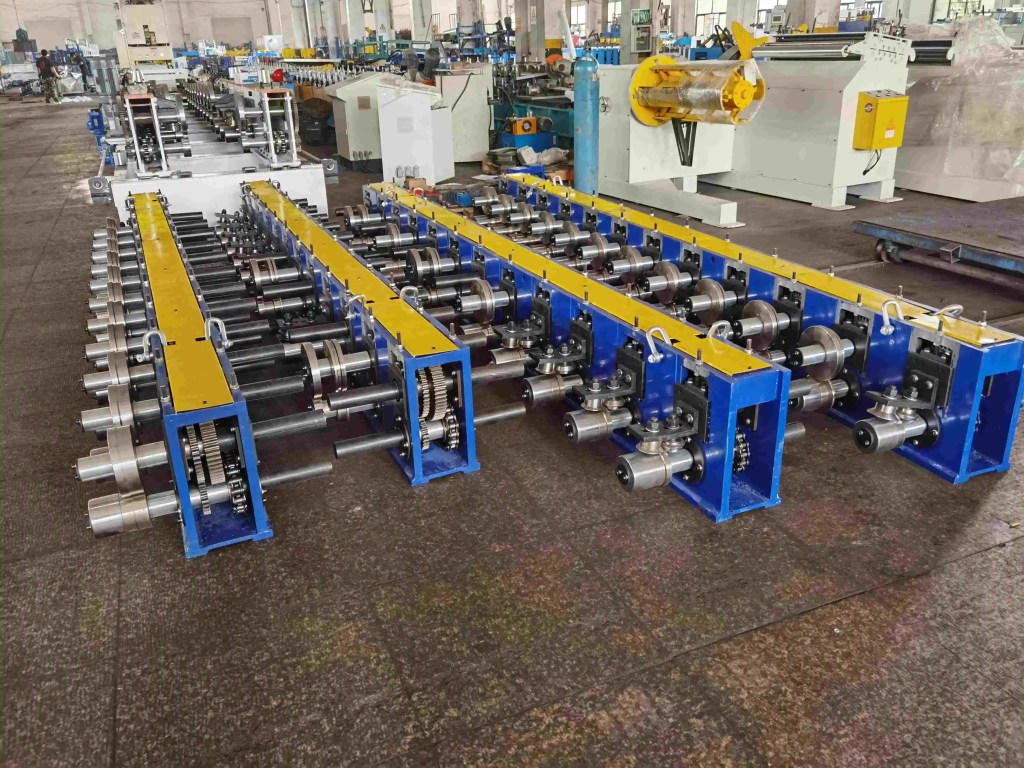 Cassette Type Roll Forming Machine