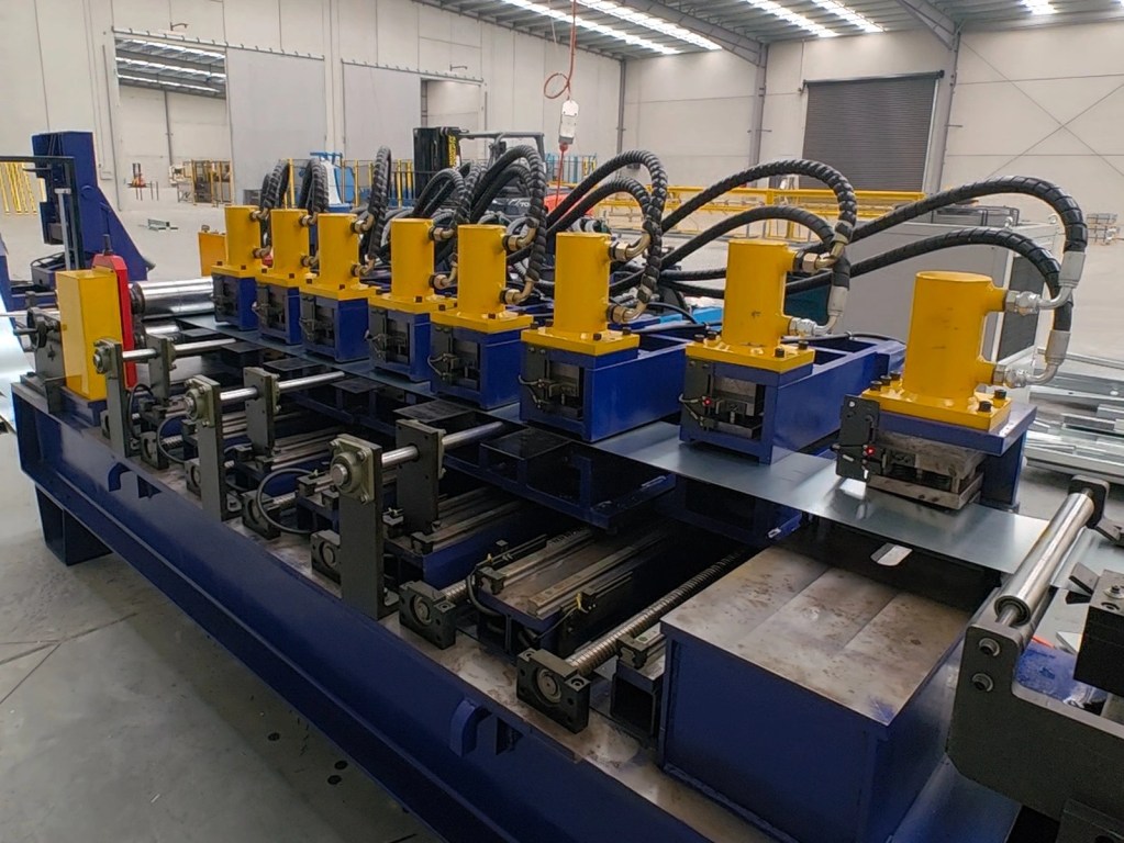 auto punching